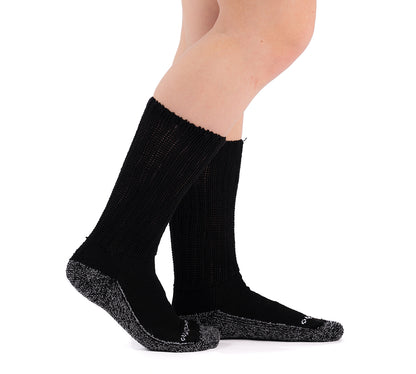 Doc Ortho Casual Comfort Antimicrobial Diabetic Crew Socks, White, Feet Flat